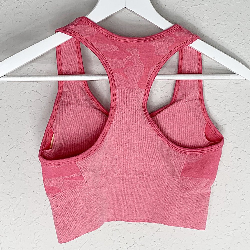 Seamless Camo Print Sports Bra & Ruched Legging Set in Pink - Picture 4 of 9